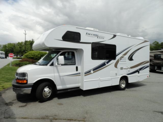 2014 THOR MOTOR COACH Freedom Elite